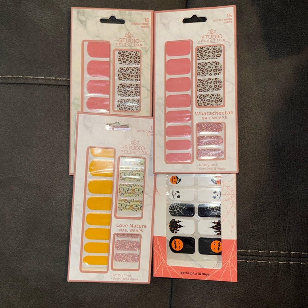 Set/4  Nail wrap Strips